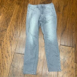 Athleta women’s gray casual everyday jeans